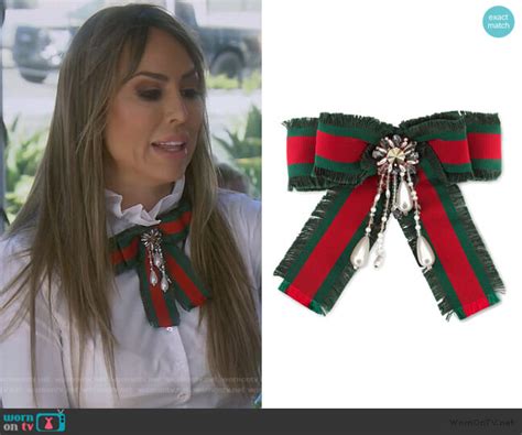 kelly dodd gucci poncho|Gucci Embellished Web Ribbon Brooch worn by Kelly Dodd in .